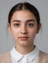 Portrait de Inès, Lycée - première spé maths